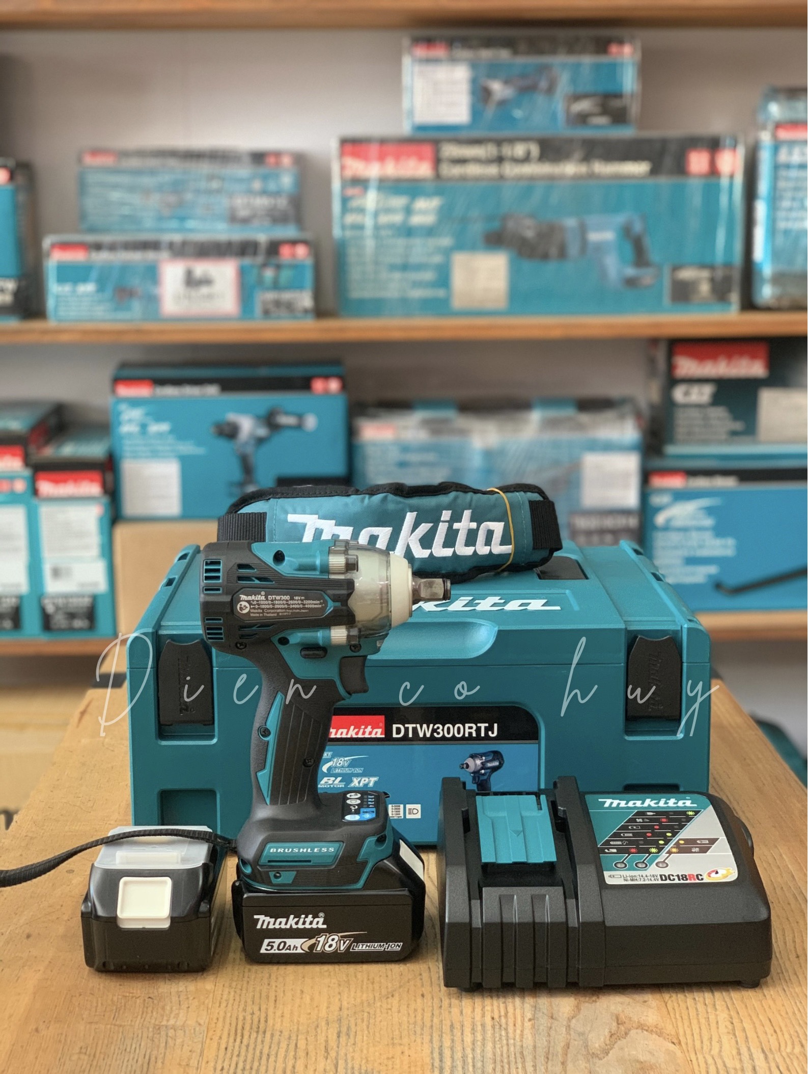 DTW300RTJ MÁY SIẾT BU LÔNG DÙNG PIN | MÁY SIẾT BU LÔNG MAKITA CHÍNH HÃNG BÌNH DƯƠNG