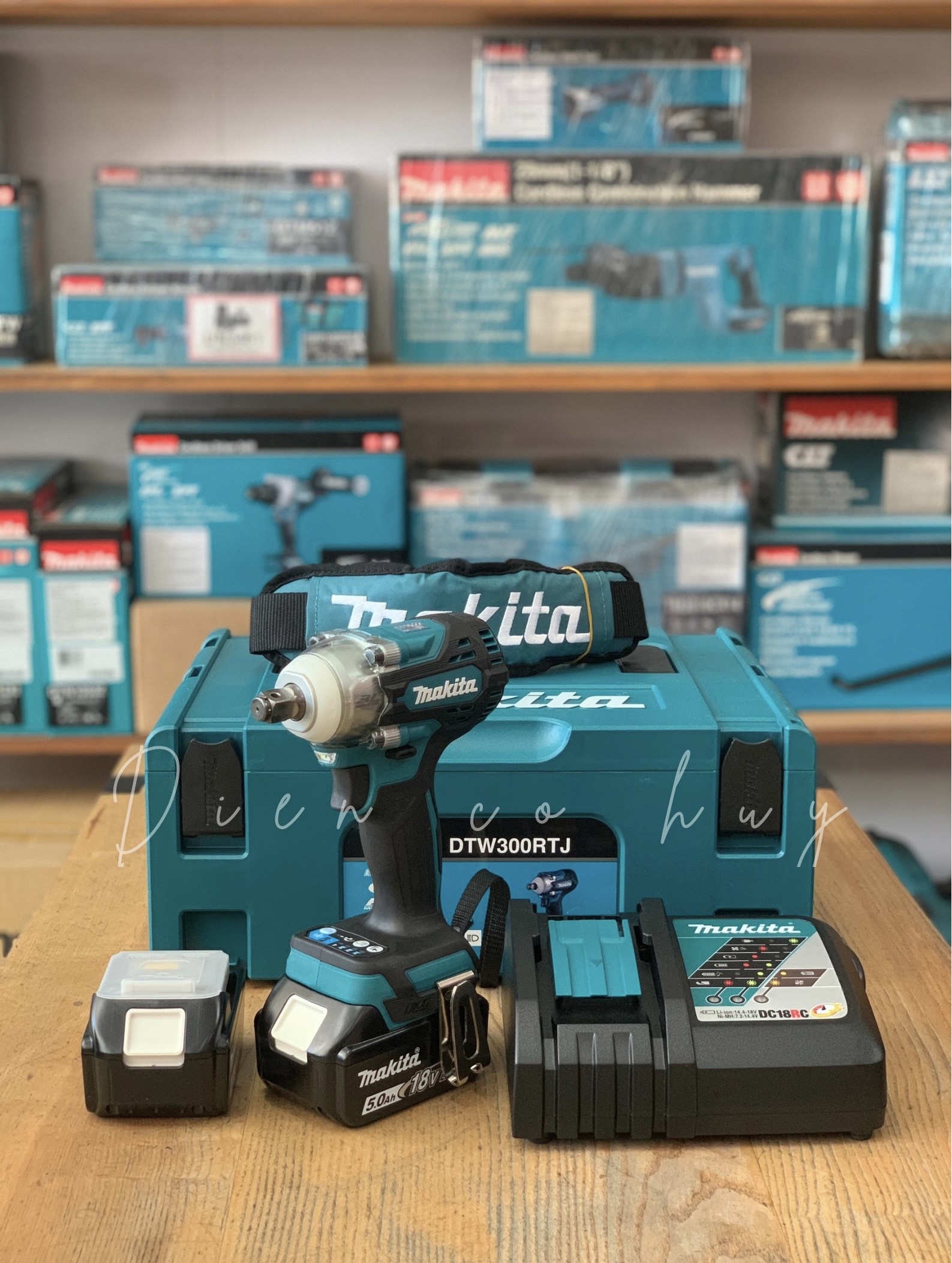 DTW300RTJ MÁY SIẾT BU LÔNG DÙNG PIN | MÁY SIẾT BU LÔNG MAKITA CHÍNH HÃNG BÌNH DƯƠNG